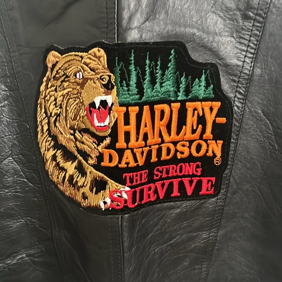 Vintage Unik leather vest with patches and two front pockets - Picture 6 of 6